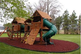 Red Rubber Mulch Customer Photo 1