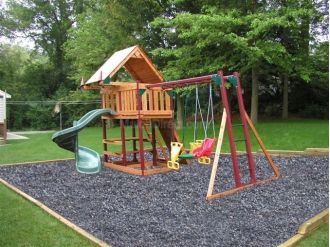 Unpainted Black Rubber Mulch Customer Photo 1